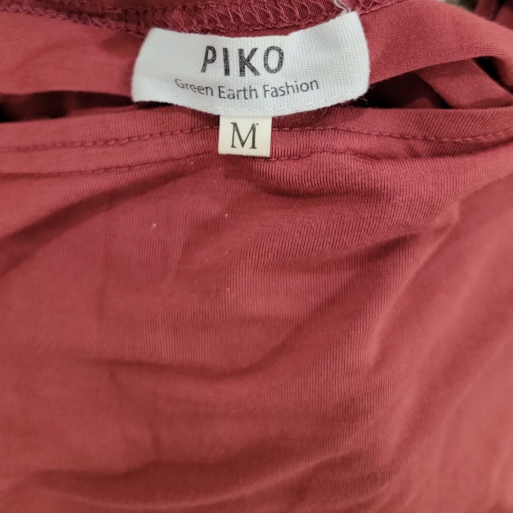 Women's piko